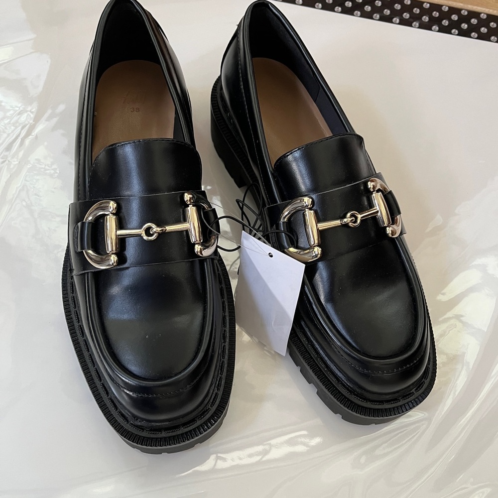 Chunky loafers